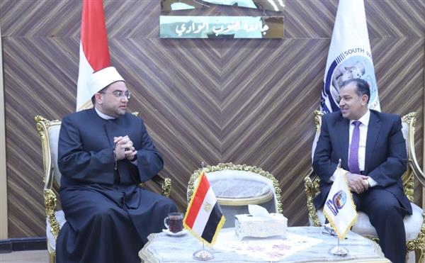 رئيس جامعة قنا يستقبل الشيخ أحمد البصيلي ويؤكد دور الأزهر في ترسيخ الفكر المستنير
