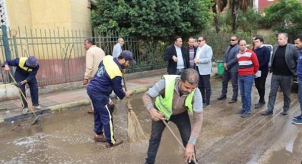 محافظ المنوفية يوجه برفع درجة الاستعداد والدفع بفرق الطوارىء لرفع تجمعات الأمطار