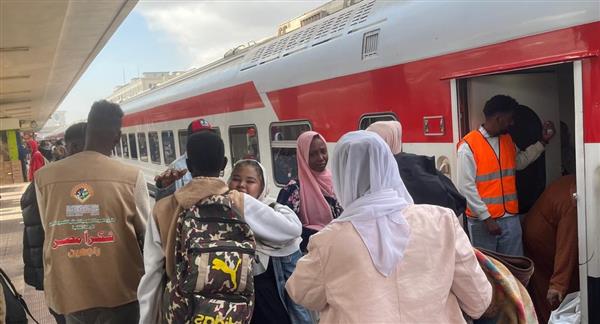 "السكة الحديد" تسير الرحلة الـ37 لقطارات العودة الطوعية للمواطنين السودانيين
