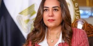 وزيرة التنمية المحلية توجه مركز سيطرة الشبكة الوطنية بالوزارة بمتابعة حملة مكبرة  لرفع الإشغالات والمخلفات