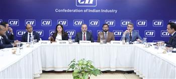   محافظ أسيوط: عقدنا لقاءات مكثفة في الهند مع مسؤولي اتحاد الصناعات "CII" 