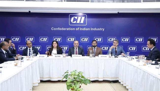 محافظ أسيوط : عقدنا لقاءات مكثفة في الهند مع مسؤولي اتحاد الصناعات "CII"