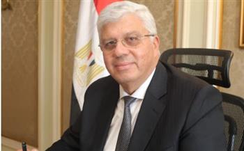   وزير التعليم العالي يستعرض الرؤية الوطنية للبحث العلمي في مصر