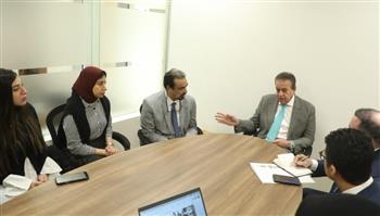   وزير الصحة يتفقد مقر المرصد الإعلامي بالوزارة ويوجه باستخدام أحدث الأدوات التكنولوجية