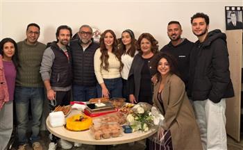   صناع مسلسل "أنا وهو وهم" في البروفات الأخيرة قيل بدء التصوير