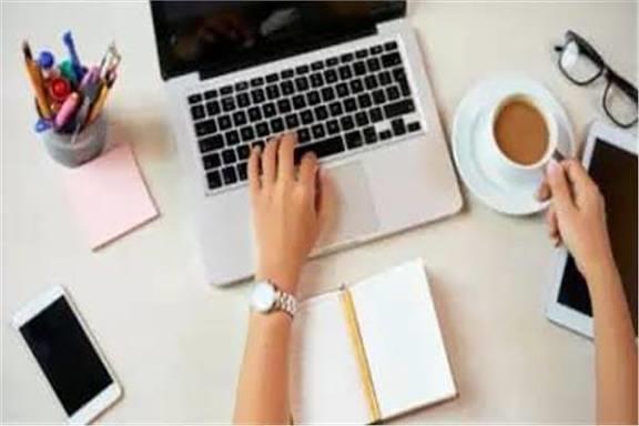7 مشاكل خطيرة تصيب العظام نتيجة الإفراط في استخدام اللابتوب والموبايل… وكيفية الوقاية