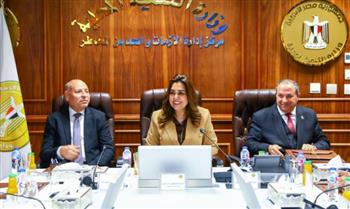   وزيرة التنمية المحلية تناقش مقترح المرحلة الثانية لتطوير سوقي العتبة والحميدي