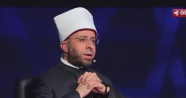 "الأزهري" يشجع عمر علي على الرياضة والفروسية