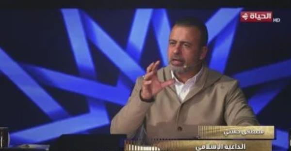 مصطفى حسني: مصر تهتم بالمساعدات الخيرية وفق سنة الأنبياء