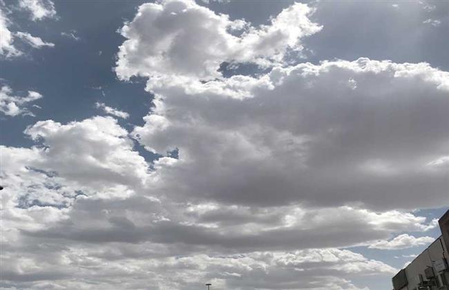 الأرصاد: طقس بارد صباحًا وشبورة كثيفة