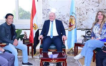 قبل انطلاقه.. النعماني يستقبل نجوم لجنة تحكيم "تياترو الجامعة" سامح حسين ولقاء سويدان