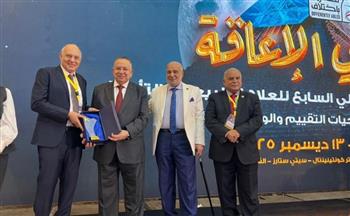   تكريم نقيب الأشراف تقديرًا لإسهاماته الإنسانية ودوره في محاربة التطرف
