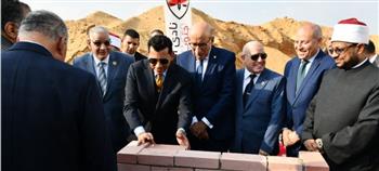   محافظ القاهرة ووزير الشباب يشهدان وضع حجر أساس أول مسجد لقضاة مصر