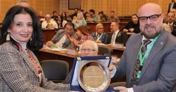 غدا .. إفتتاح معرض " 100 ارت ديكو " بالقنصلية الإيطالية بالأسكندرية