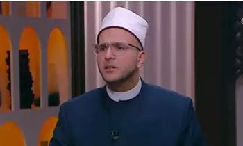 مشهد درامي يُثير الجدل.. أمين الفتوى يوضح حكم "التسليف" المشروط بالزيادة في المسلسلات