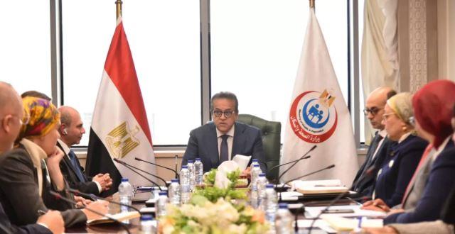 وزير الصحة يبحث مع شركة "كلينيلاب" التعاون في مراقبة مياه الشرب والصرف الصحي