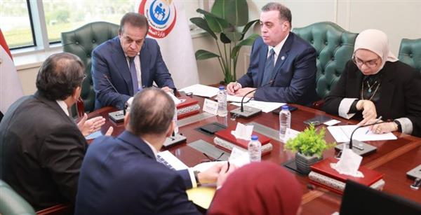 وزير الصحة يبحث مع "إي فاينانس" و"إي هيلث" سبل التعاون