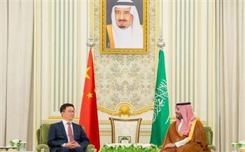   ولي العهد السعودي ووزير خارجية الصين يبحثان سبل تعزيز أوجه العلاقات الثنائية