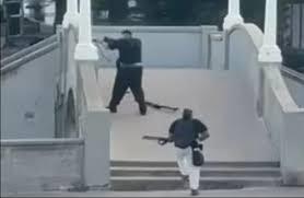   الشرطة الأسترالية: منفذا الهجوم أب وابنه ويبلغان من العمر 50 و24 عامًا