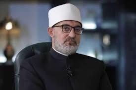   مفتي الجمهورية ينعى الدكتور محمد صابر عرب وزير الثقافة الأسبق