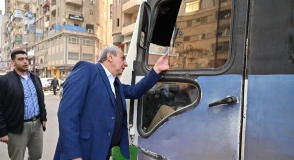 محافظ الغربية يتابع حركة المواصلات بطنطا ميدانيًا