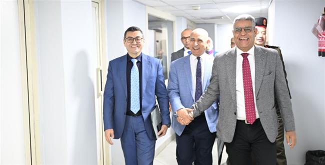 رئيس الهيئة القومية للاستشعار من البعد يفتتح غرفة نظيفة متكاملة بمقر الهيئة