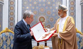   سُّلطان عُمان يمنح وسامًا من الدرجة الأولى للأمين العام للأمم المتحدة