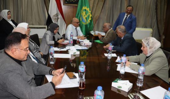محافظ القليوبية يعقد اللقاء الجماهيري الأسبوعي بمدينة شبرا الخيمة