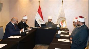 وزير الأوقاف يشارك في مناقشة أطروحة دكتوراه بأكاديمية بلغار عبر تقنية الاتصال المرئي