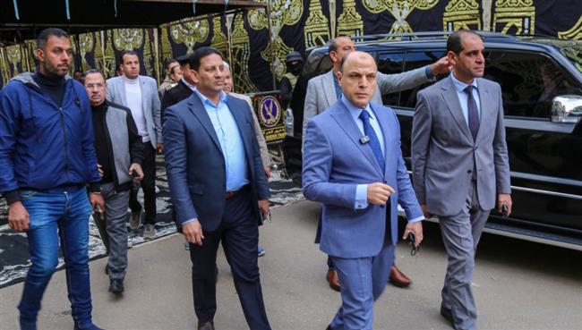 محافظ كفر الشيخ يتابع جاهزية اللجان لجولة الإعادة بانتخابات النواب.. صور