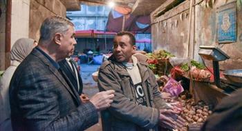   محافظ الإسكندرية يتفقد شارع زين العابدين وسوق الغيط الصعيدي بحي وسط 