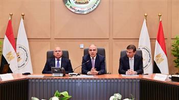 سويلم والوزير وفاروق يبحثون التعاون المشترك بين الرى والنقل والصناعة والزراعة