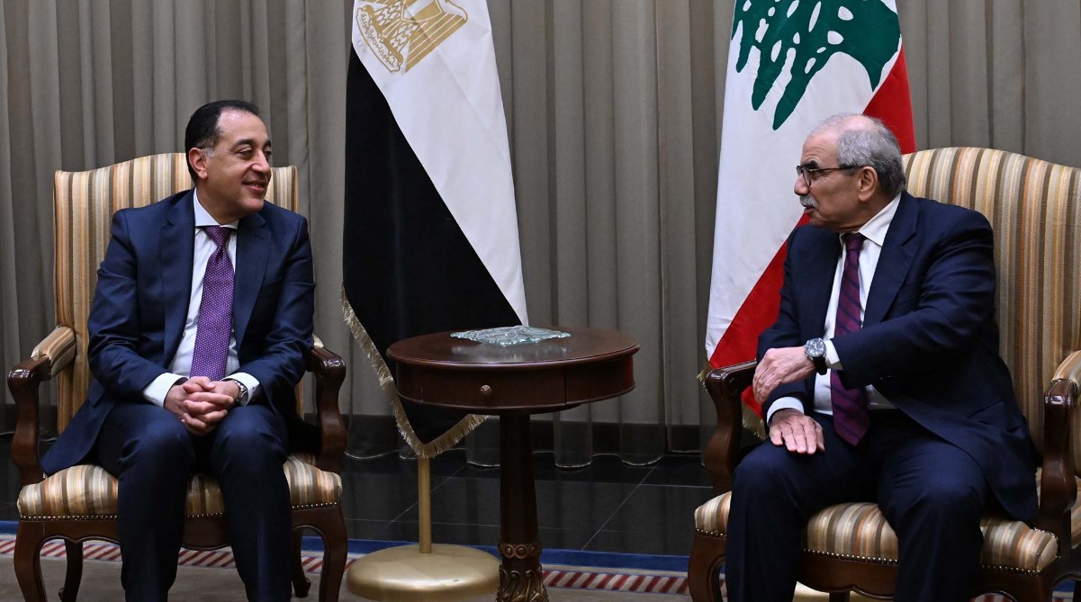 رئيس الوزراء اللبناني يستقبل الدكتور مصطفى مدبولي بمطار رفيق الحريري الدولي
