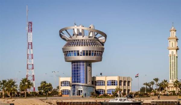 هيئة ميناء دمياط : تنفيذ مشروعين لتعزيز كفاءة التشغيل وتنظيم حركة الشاحنات