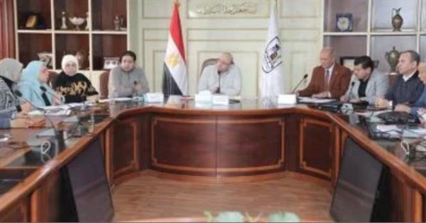 محافظ بني سويف يوجه بتسريع ملفات التصالح والتقنين