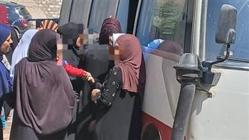 فحص 1301 مواطن في قافلة علاجية بقرية باروط ببني سويف ضمن "حياة كريمة"