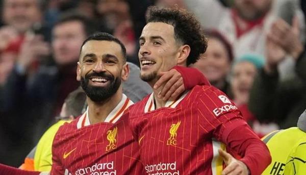 جونز: محمد صلاح اعتذر للاعبي ليفربول والجهاز الفنى عن تصريحاته