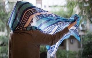 ما حكم خلع البنات الحجاب بعد الالتزام؟ الإفتاء تُجيب