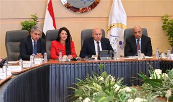   الوزير: النهوض بالصناعة المحلية يستلزم وجود طلب عليها وتقليل الاستيراد