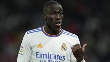  ريال مدريد يعلن إصابة مدافعه فيرلاند ميندي