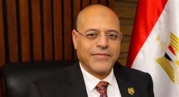 وزير العمل يقرر إيقاف نشاط 11 شركة لإلحاق العمالة بالخارج لمخالفتها أحكام القانون