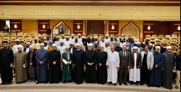 أكاديمية الأزهر العالمية تنظم زيارة للأئمة والدعاة الوافدين إلى دار الإفتاء المصرية