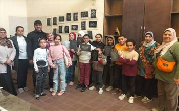   "فرحانين بالمتحف الكبير".. طلاب المدارس في زيارة لمتحف ومركز راتب صديق الثقافي