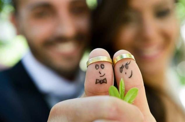 علامات الزواج الناجح : كيف تُبنى علاقة زوجية مستقرة وصحية ؟