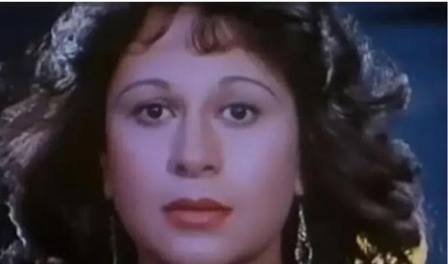 وزير الثقافة ينعي الفنانة الكبيرة سمية الألفي