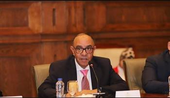   عادل ناصر: القافلة الطبية إلى السودان رسالة تضامن حقيقية