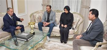 محافظ بور سعيد ووزير الشباب يقدمان العزاء لأسرة السباح يوسف محمد