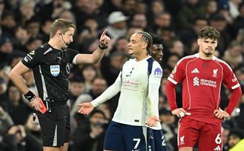 الدوري الإنجليزي.. توماس فرانك يهاجم التحكيم بعد خسارة توتنهام أمام ليفربول