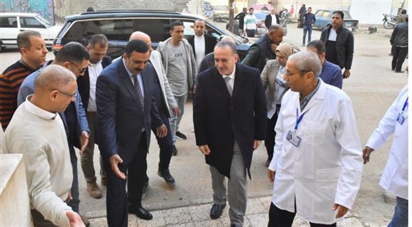 محافظ أسيوط يتفقد المركز التخصصي لعلاج الحروق بالمعلمين