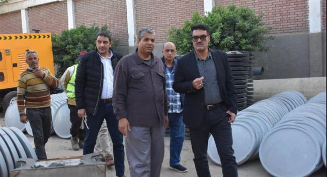 رئيس "مياه القليوبية" يوجه برفع كفاءة الأطقم الفنية بمحطة صرف أتريب